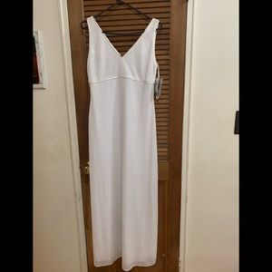 Long Sleeveless White Dress